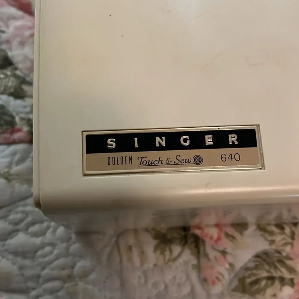 Singer, sewing machine attachments - Picture 7 of 7